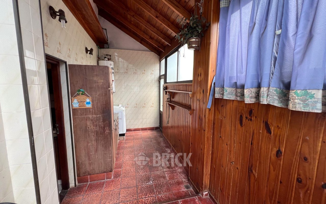 MONTIEL al 900 Piso 1 14