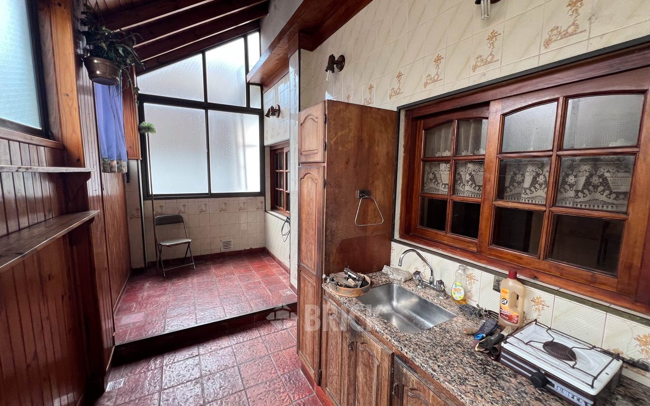 MONTIEL al 900 Piso 1 16