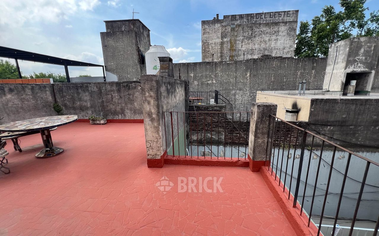 MONTIEL al 900 Piso 1 22