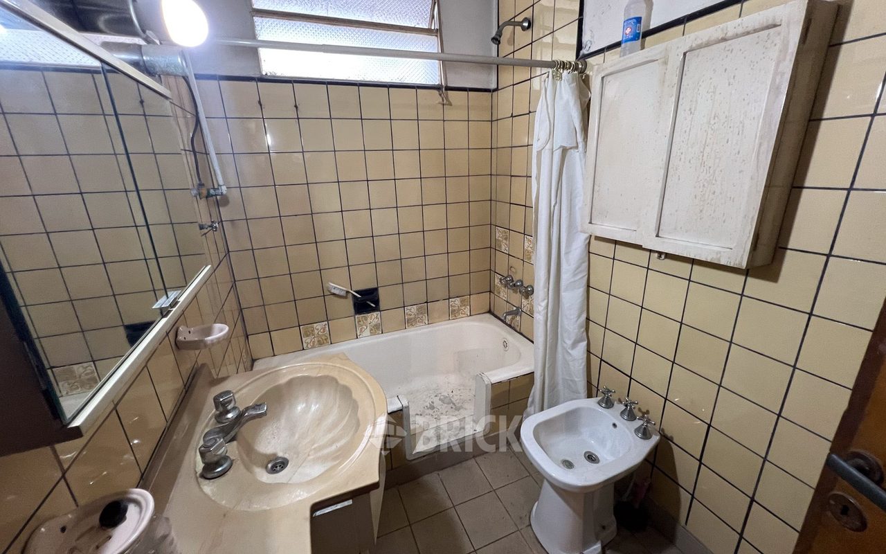 MONTIEL al 900 Piso 1 9