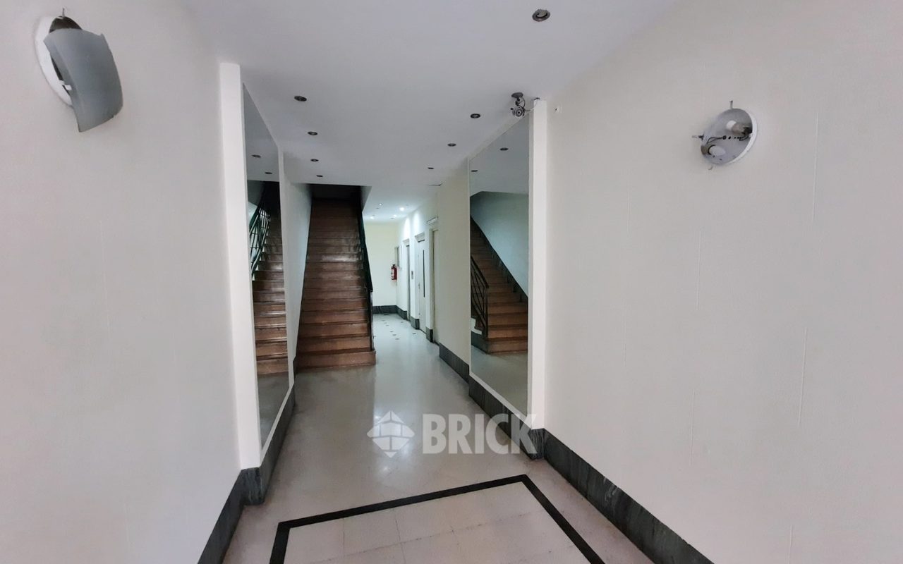 CABILDO, AV. al 400 Piso 3 30