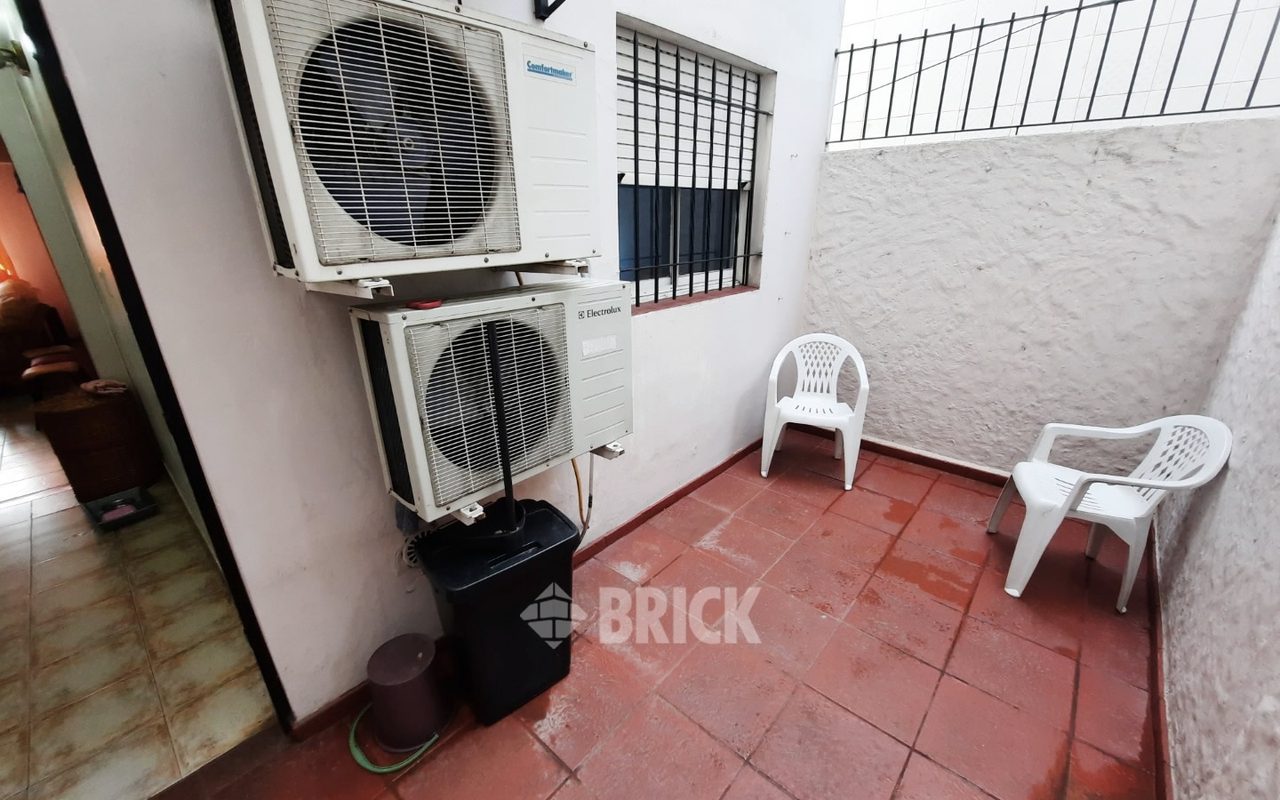 IRIGOYEN, GOBERNADOR al 400 Piso PB 11