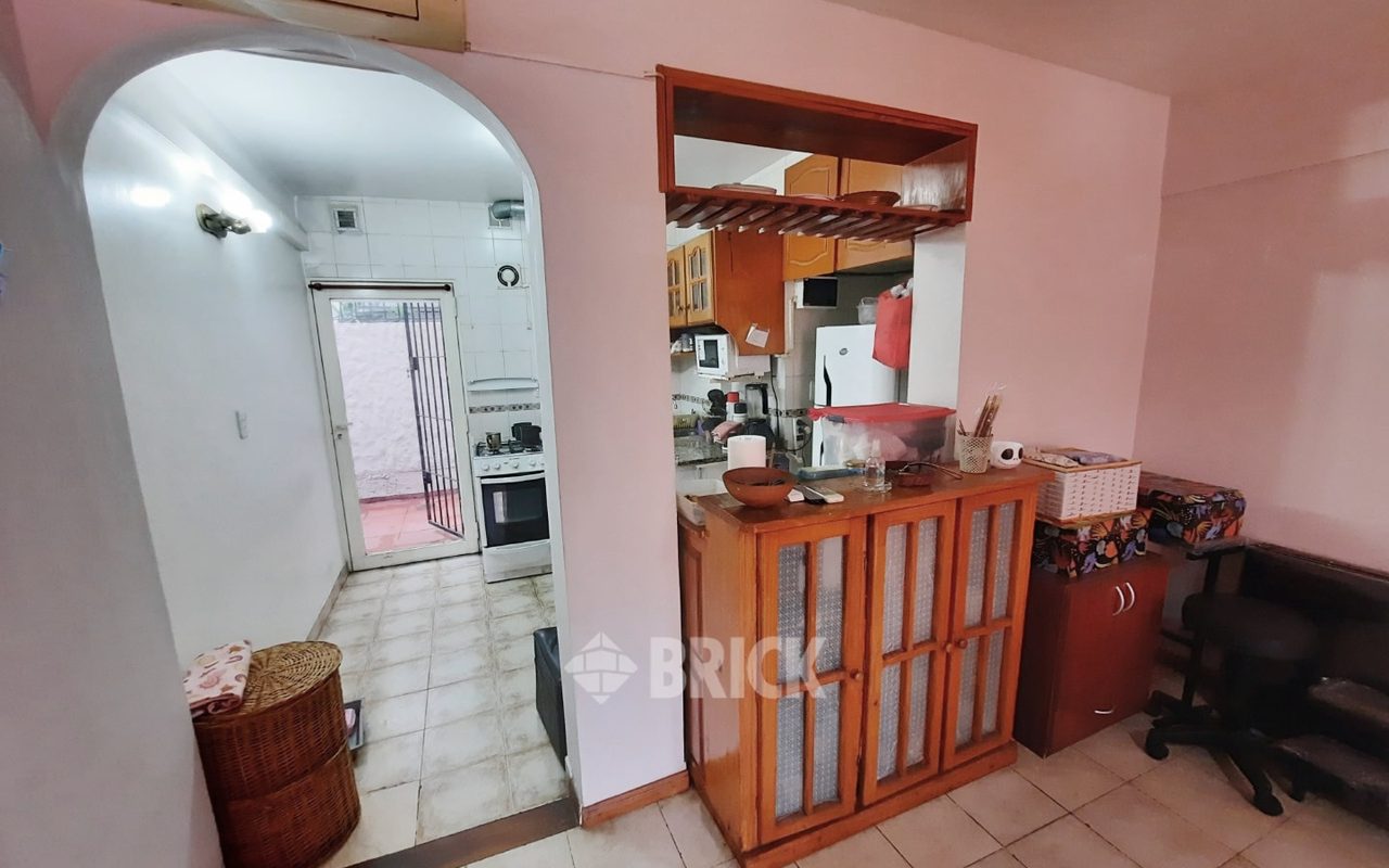 IRIGOYEN, GOBERNADOR al 400 Piso PB 5