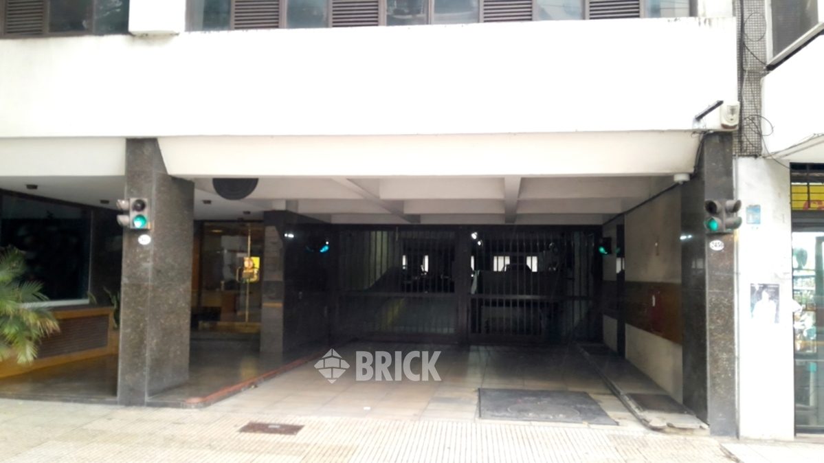 LAS HERAS, AV. al 2400 Piso 1 Nº 97 1