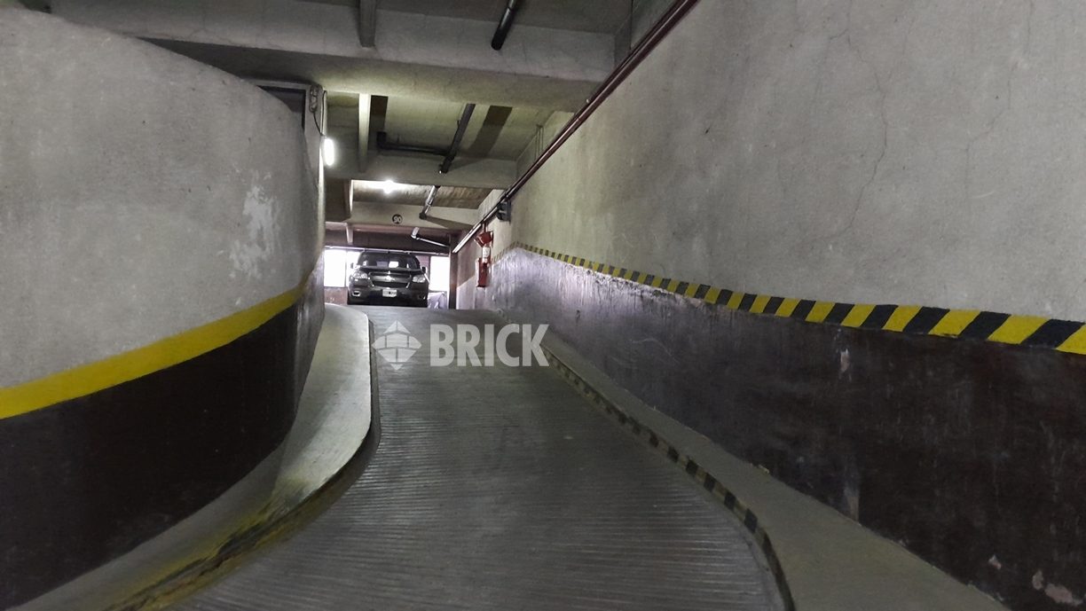 LAS HERAS, AV. al 2400 Piso 1 Nº 97 5