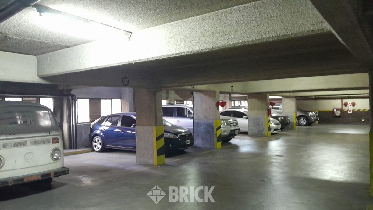 LAS HERAS, AV. al 2400 Piso 1 Nº 97 8