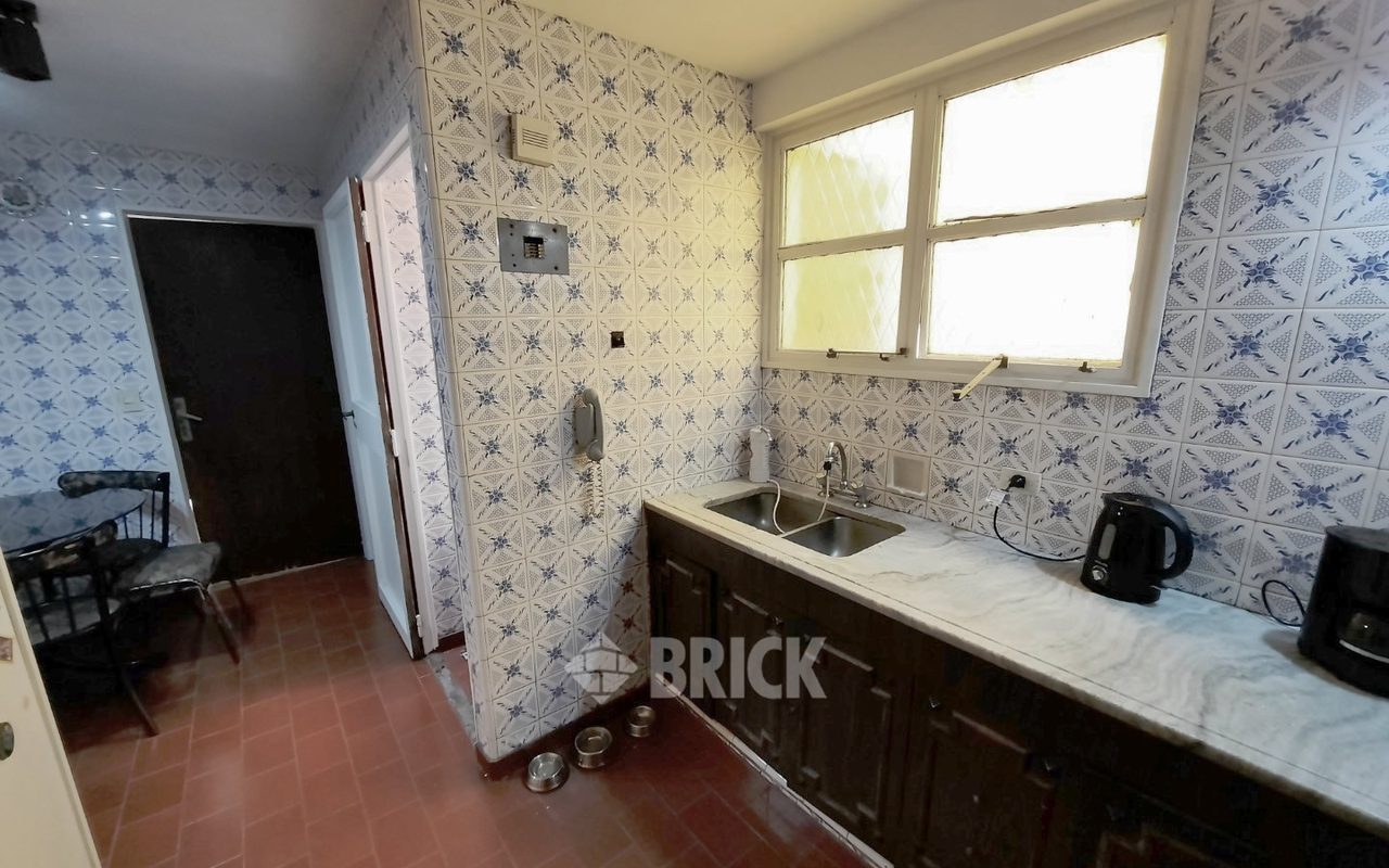 SANTA FE, AV. al 2200 Piso 4 23