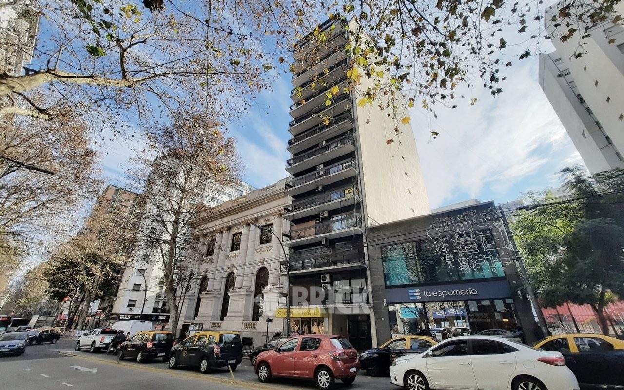 SANTA FE, AV. al 2200 Piso 4 30