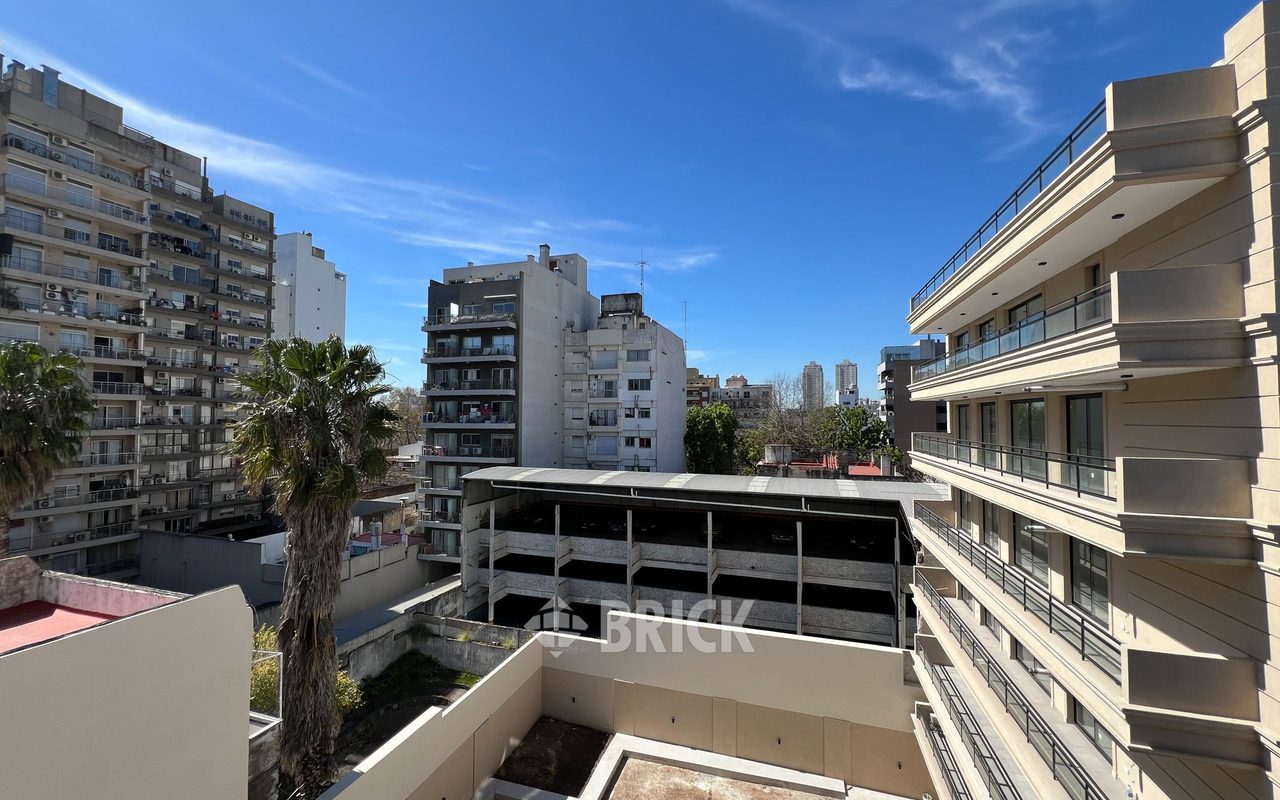 ALVAREZ, DONATO, T. GRAL. al 300 Piso 5 11