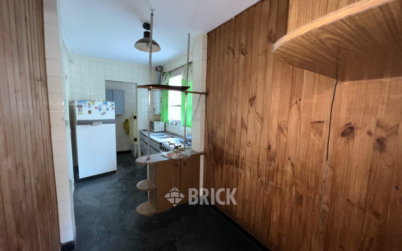 ALVAREZ, DONATO, T. GRAL. al 300 Piso 5 18