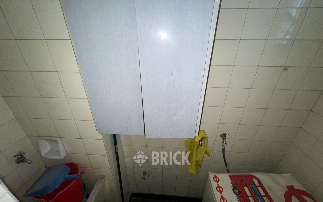 ALVAREZ, DONATO, T. GRAL. al 300 Piso 5 20