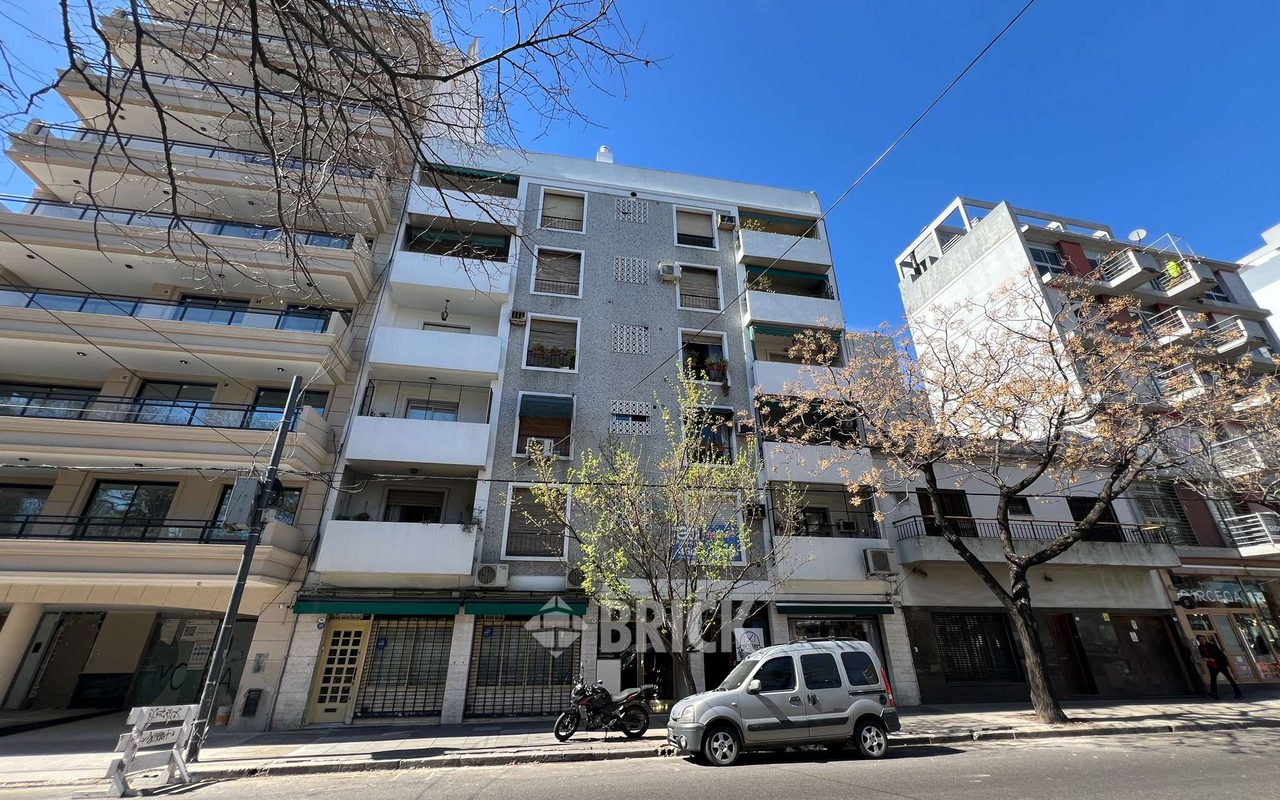 ALVAREZ, DONATO, T. GRAL. al 300 Piso 5 24