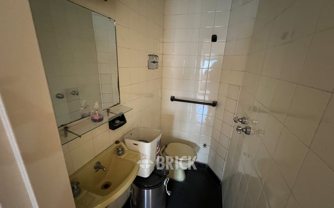 ALVAREZ, DONATO, T. GRAL. al 300 Piso 5 6