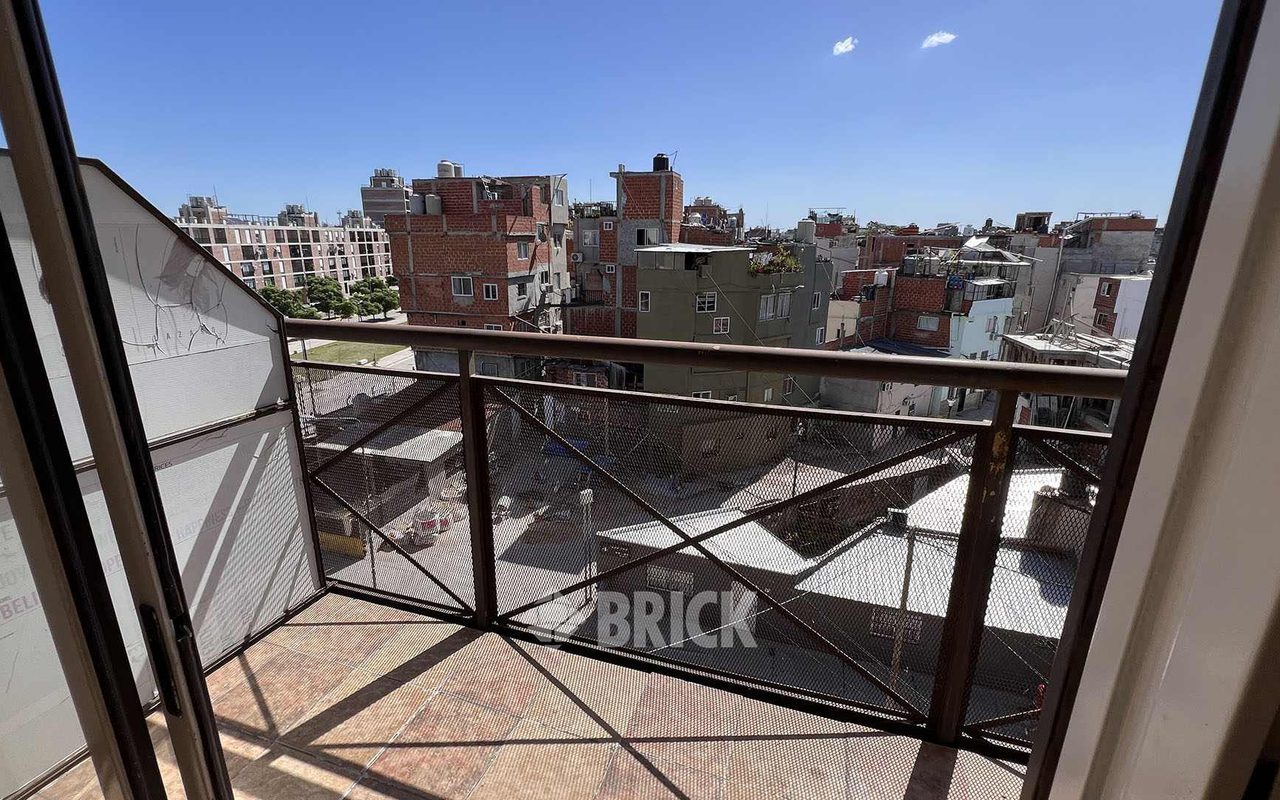 GARCIA, TEODORO al 3900 Piso 3 6
