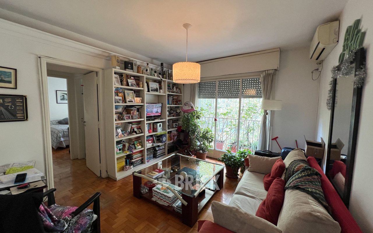 THAMES al 2100 Piso 5 1