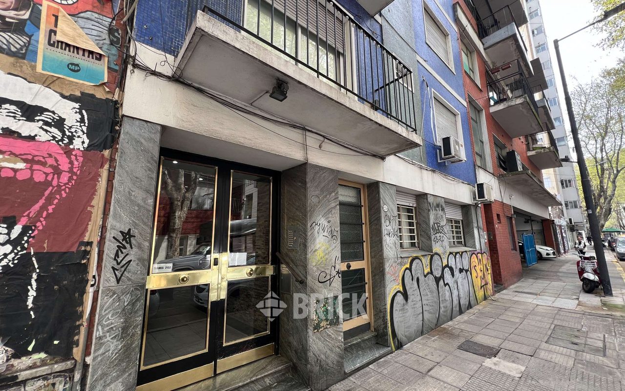 THAMES al 2100 Piso 5 13