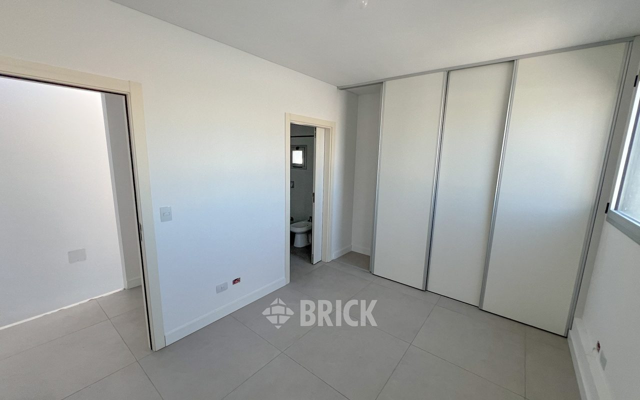 BOGOTA al 1600 Piso 5 13