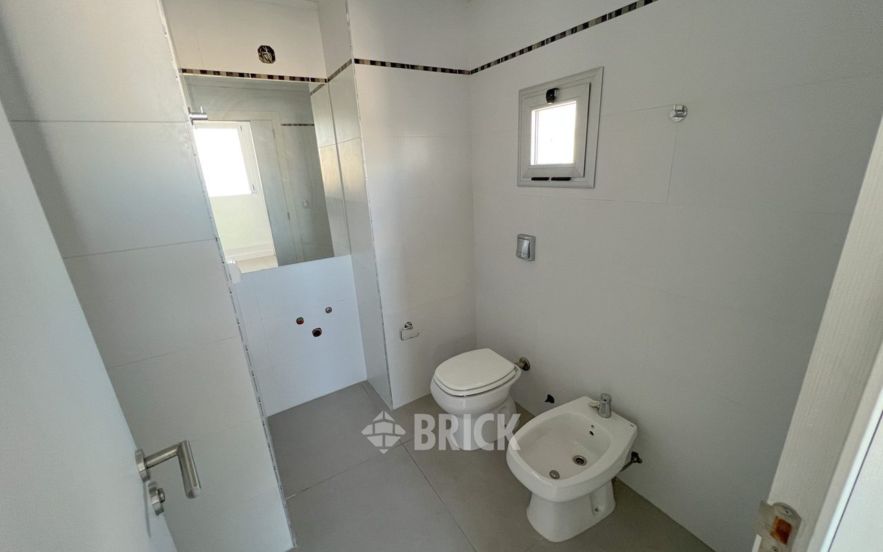 BOGOTA al 1600 Piso 5 14