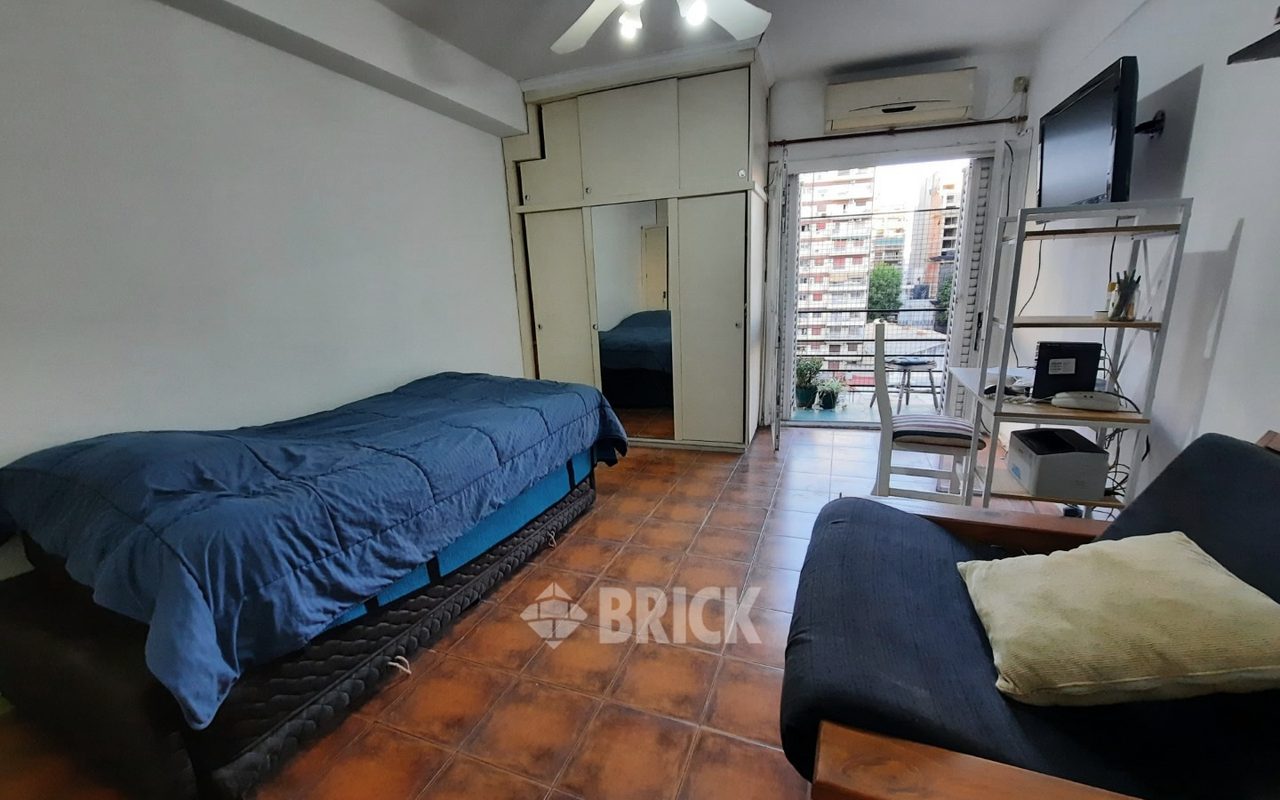 ECUADOR al 1300 Piso 8 1