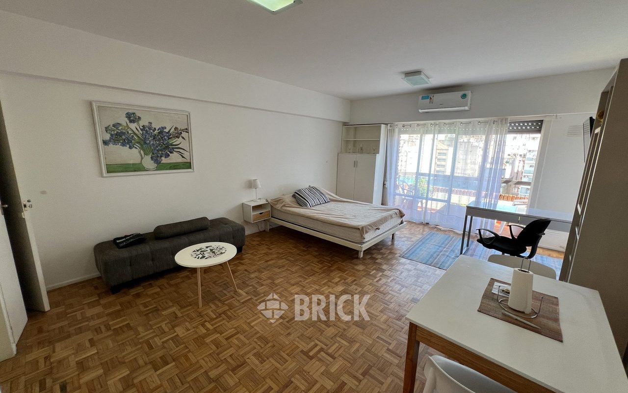 LAS HERAS, AV. al 2500 Piso 9 1