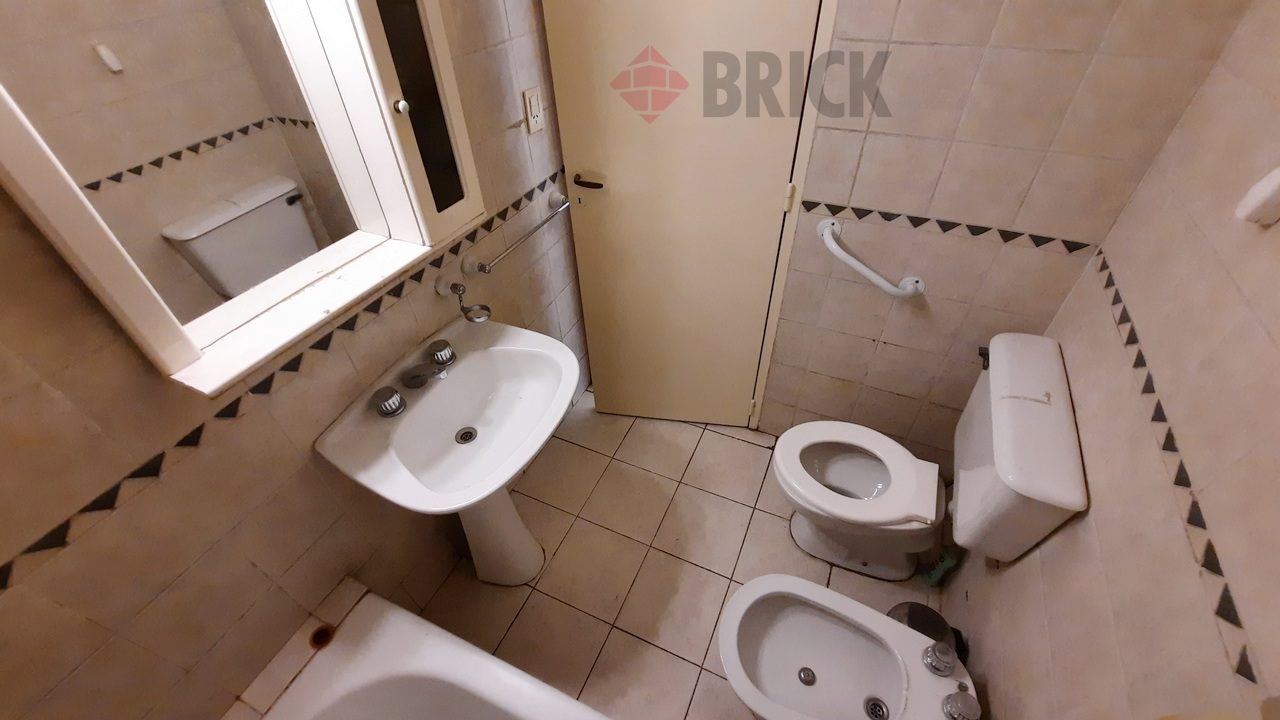 MOSCONI, AV. al 3200 Piso 1 12