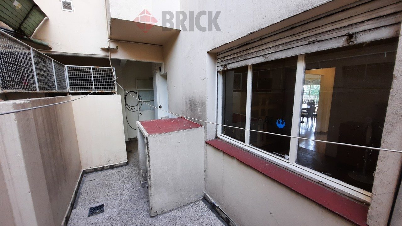 MOSCONI, AV. al 3200 Piso 1 24