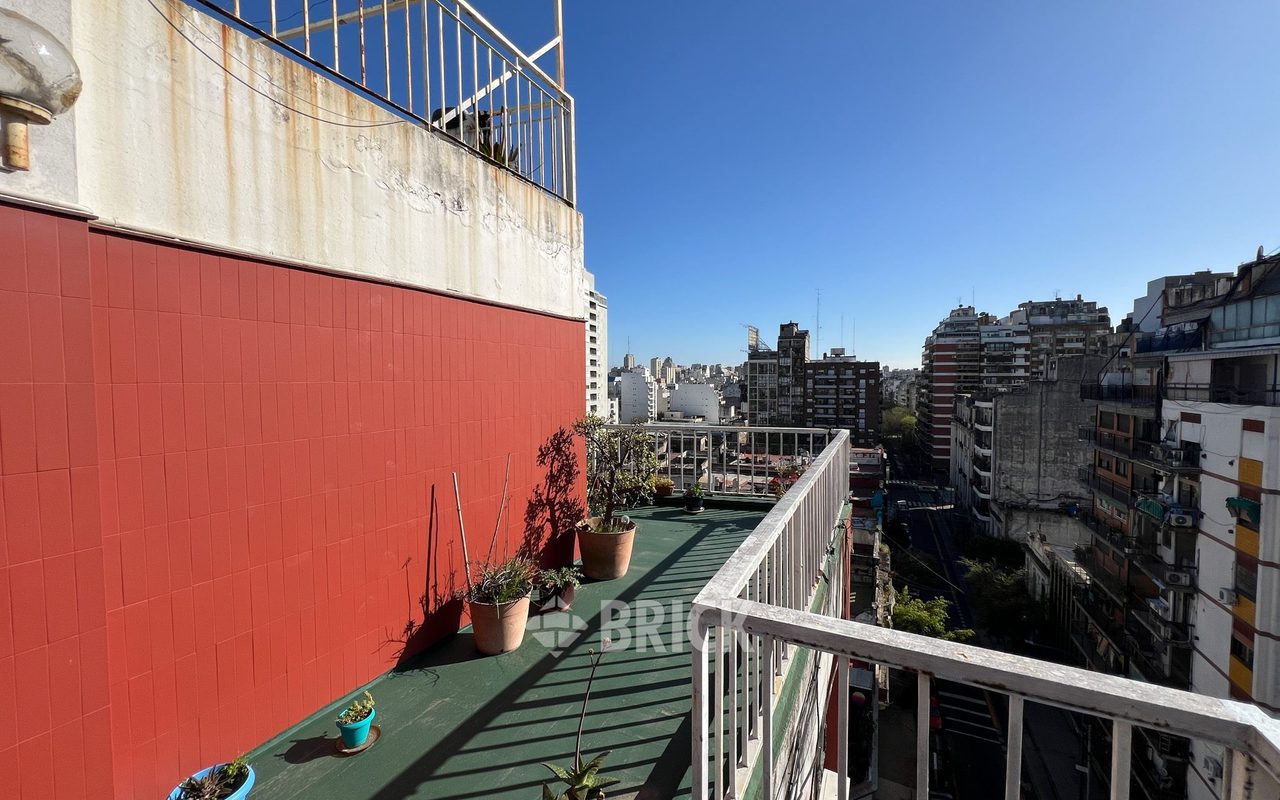 GOMEZ, VALENTIN al 3000 Piso 9 10