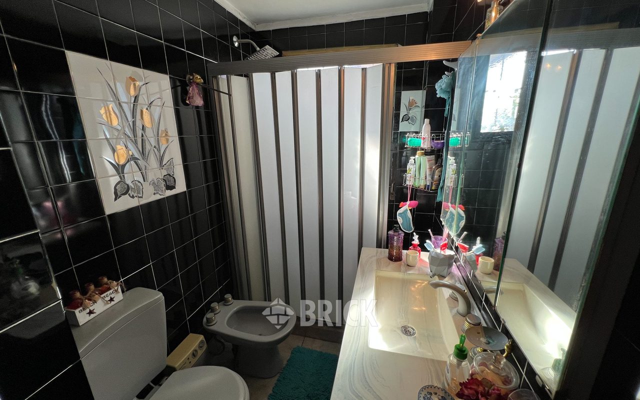 GOMEZ, VALENTIN al 3000 Piso 9 18