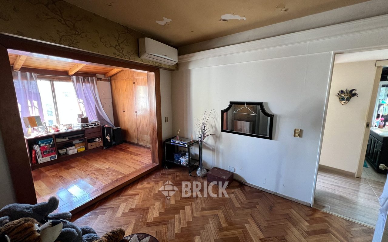 GOMEZ, VALENTIN al 3000 Piso 9 20