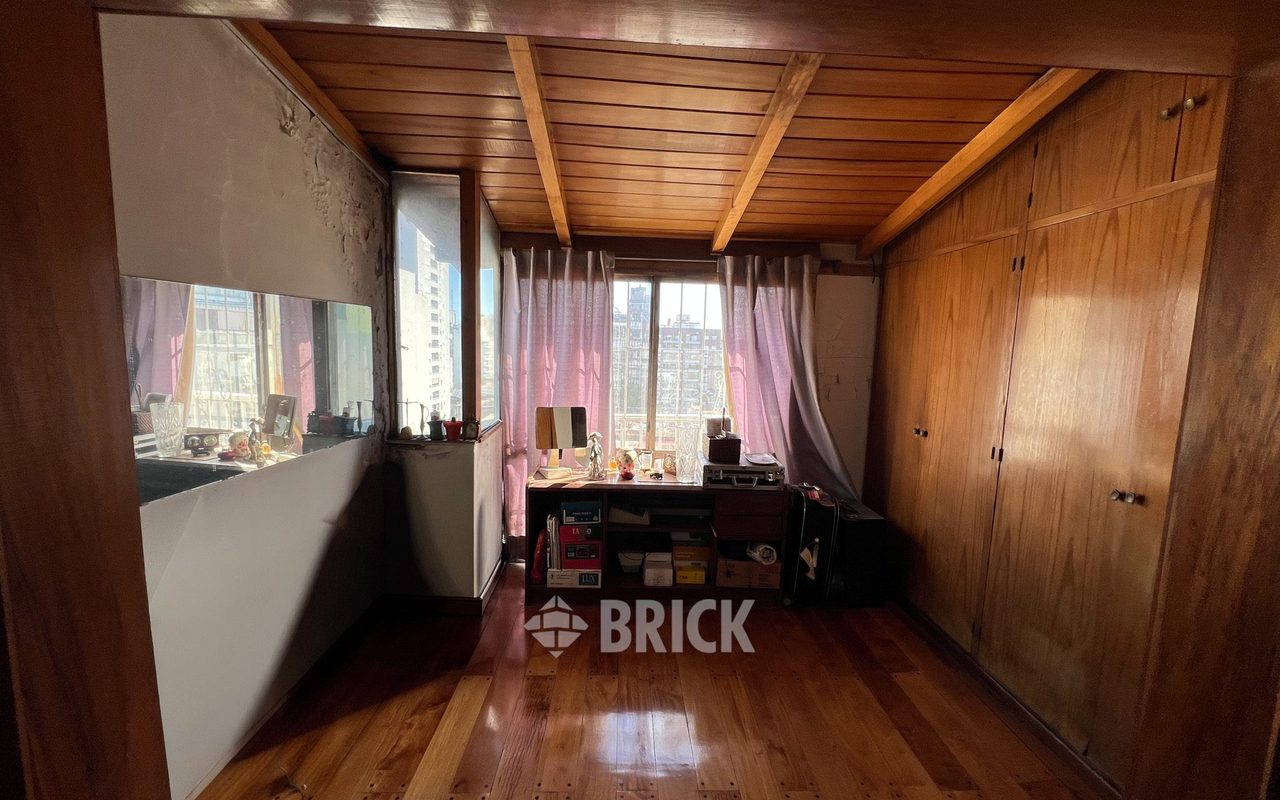 GOMEZ, VALENTIN al 3000 Piso 9 21