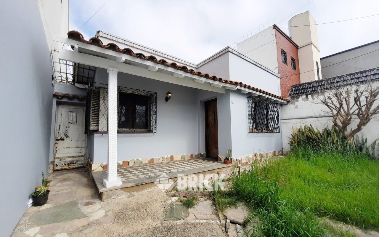 ZAPIOLA, AV. al 800 1