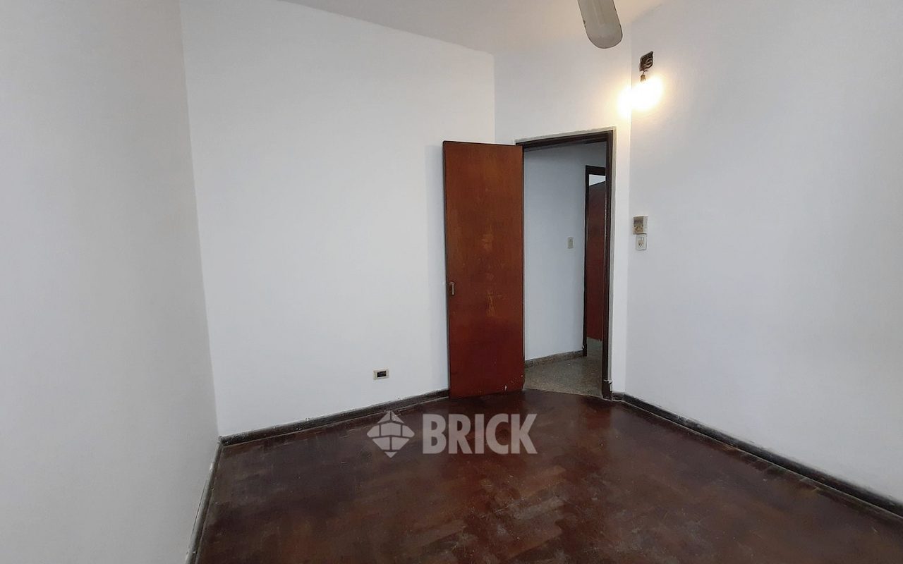 ZAPIOLA, AV. al 800 13