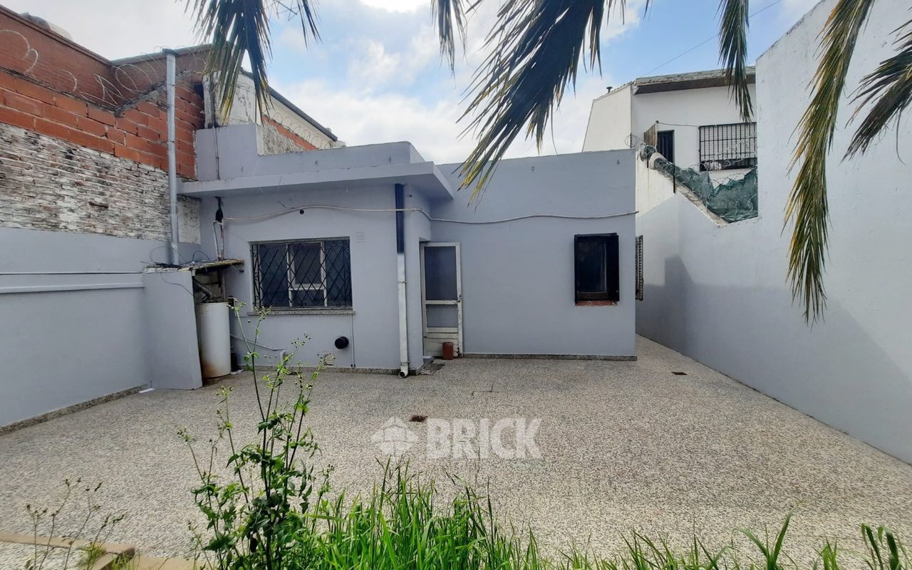 ZAPIOLA, AV. al 800 26