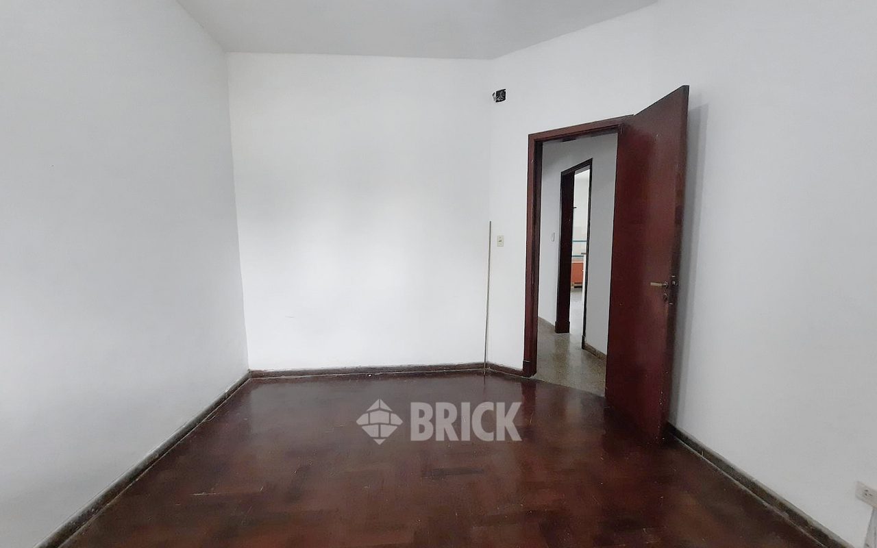 ZAPIOLA, AV. al 800 9