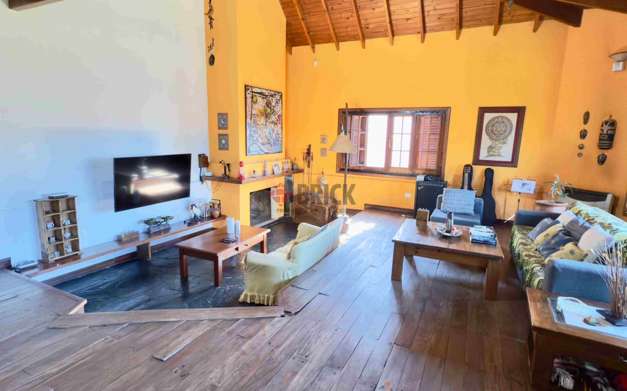 JOSE MARIA PAZ al 300 5