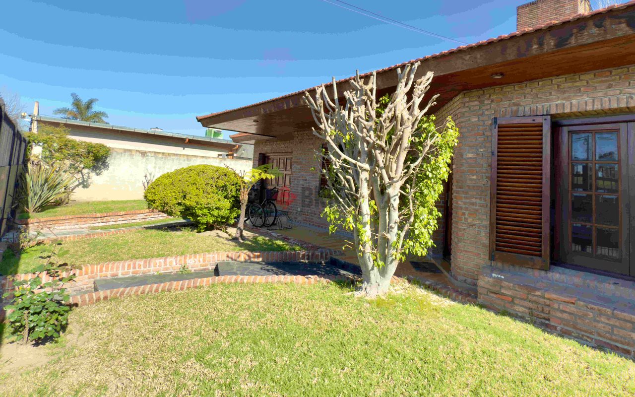 JOSE MARIA PAZ al 300 4