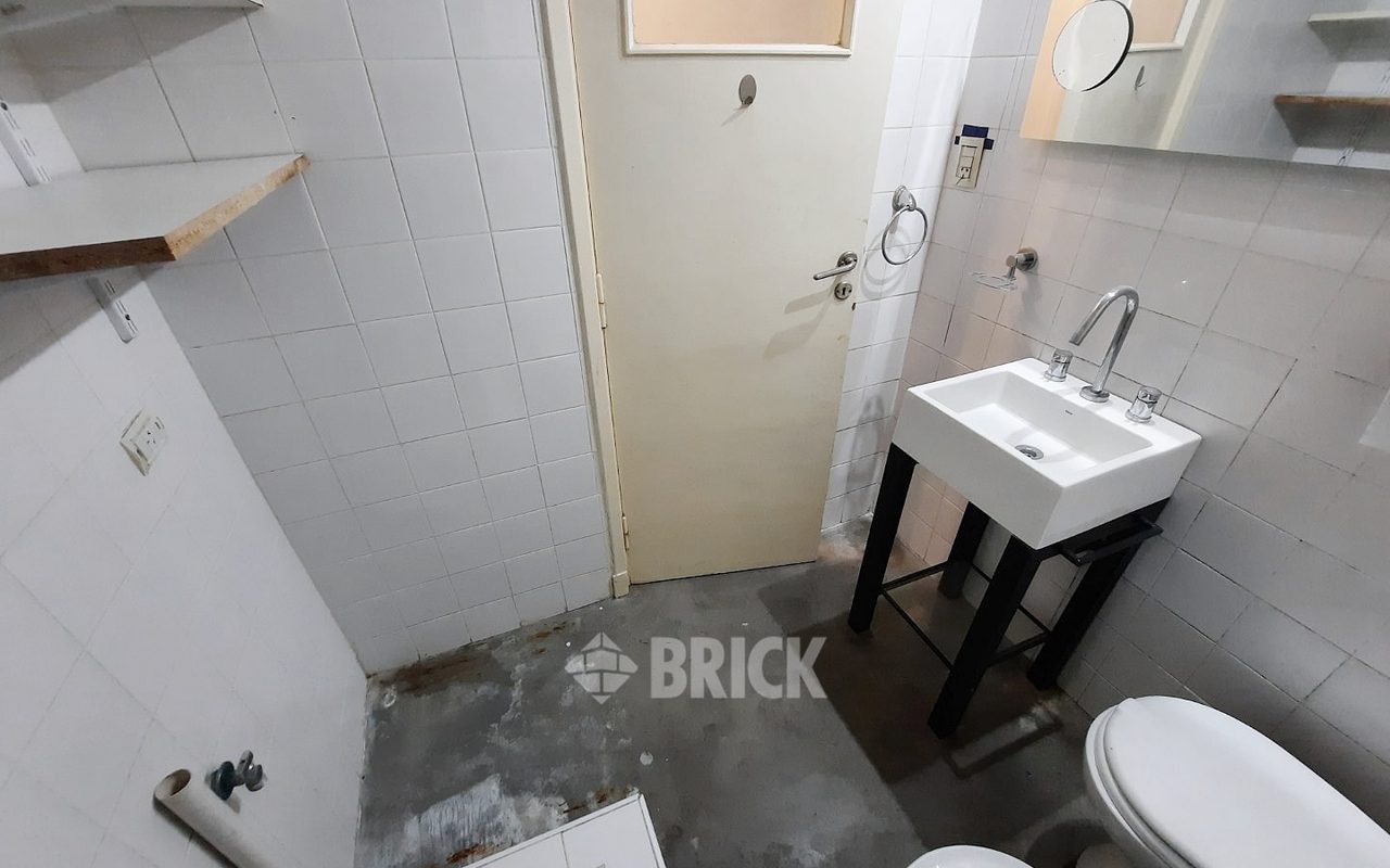 CESPEDES al 3400 Piso 2 24