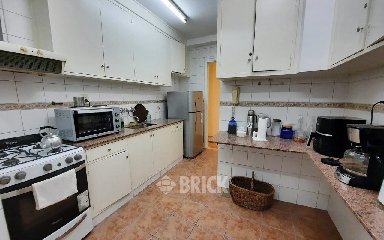 AZCUENAGA al 1000 Piso 1 22