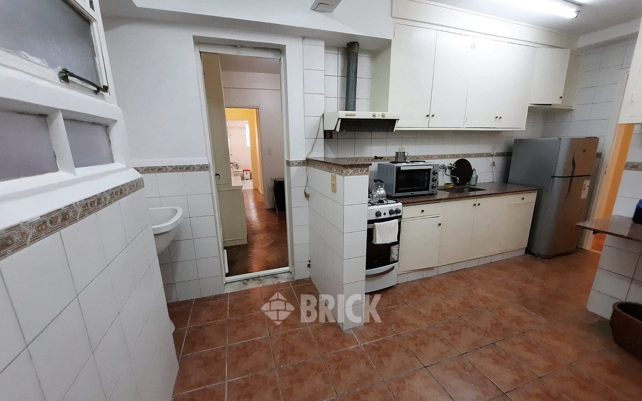 AZCUENAGA al 1000 Piso 1 26