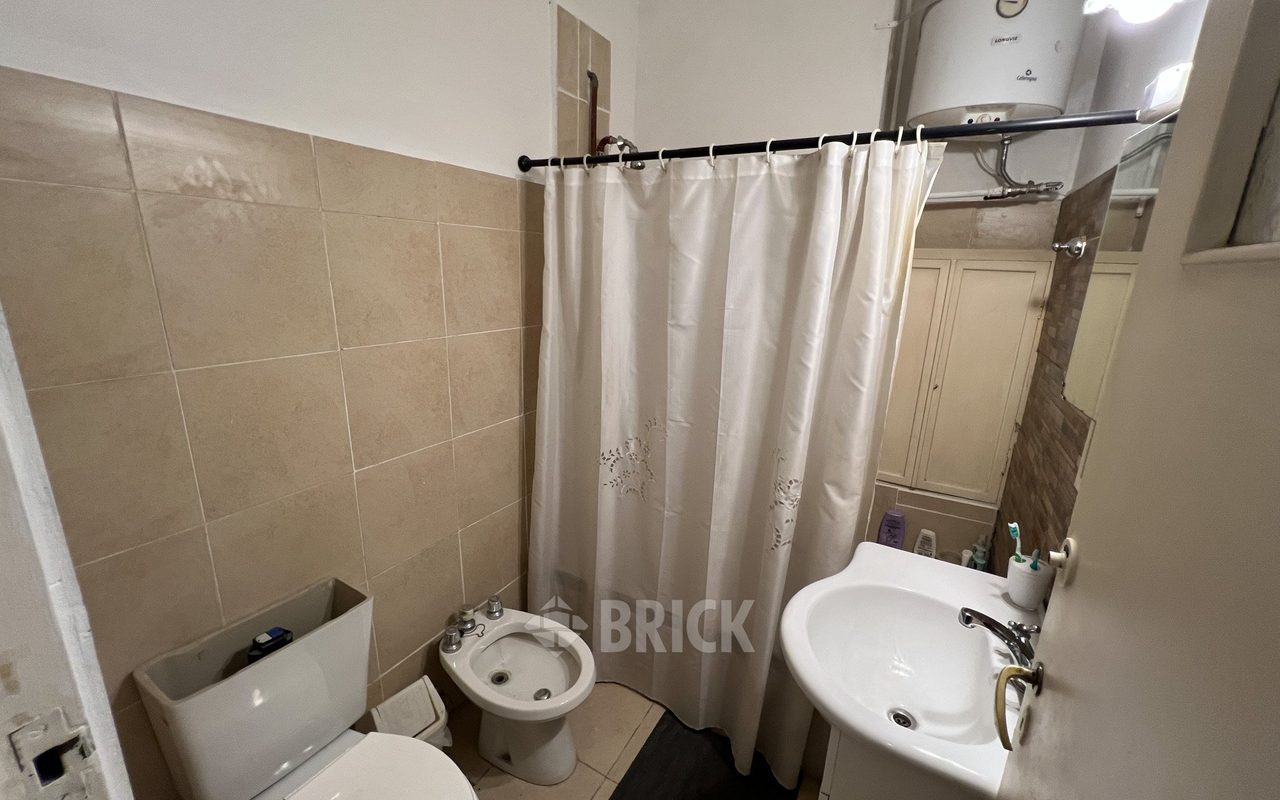 PARANA al 200 Piso 5 10