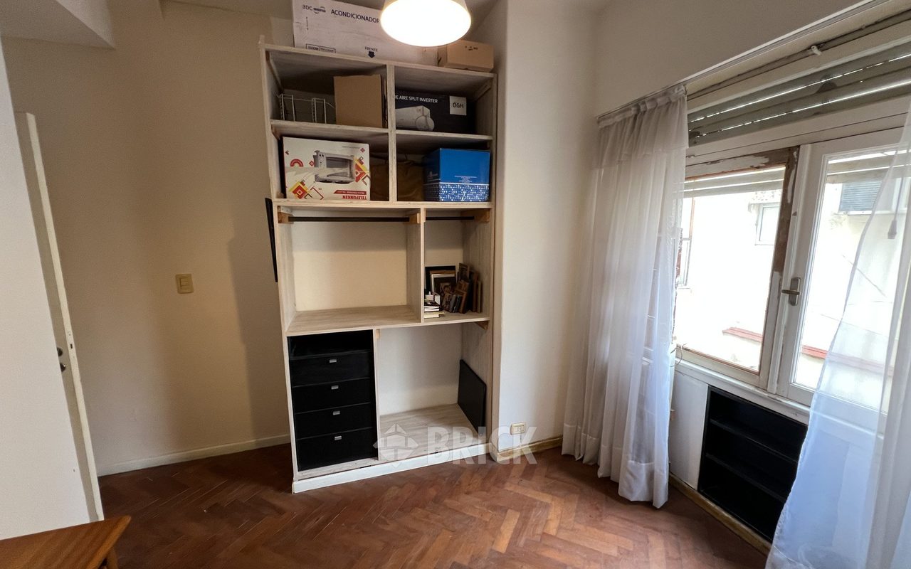 PARANA al 200 Piso 5 12