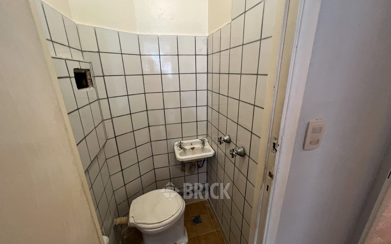 PARANA al 200 Piso 5 13