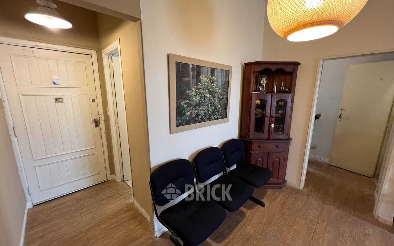 PARANA al 200 Piso 5 3