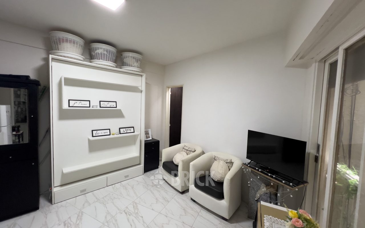 PERON, EVA, AV. al 1500 Piso 5 5