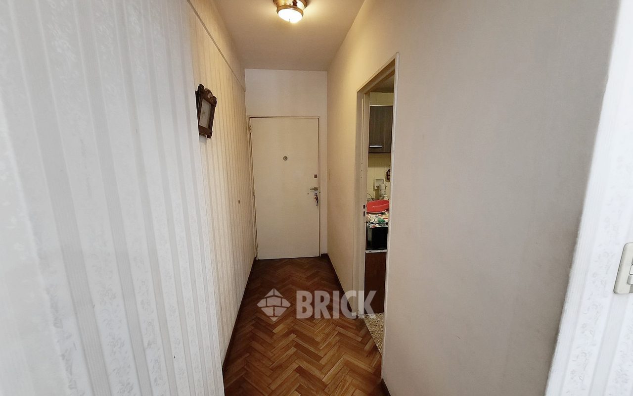 SALGUERO, JERONIMO al 1700 Piso 2 21