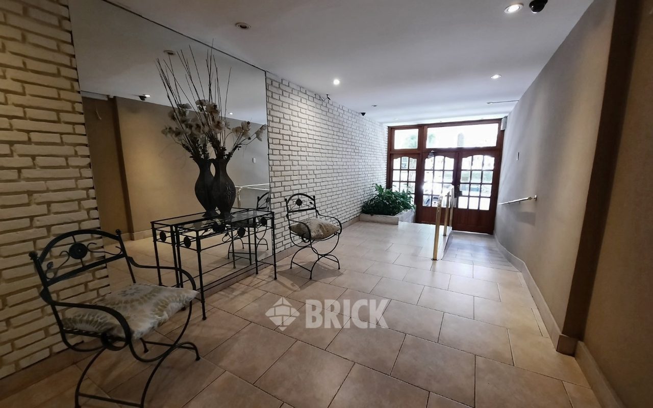 SALGUERO, JERONIMO al 1700 Piso 2 22