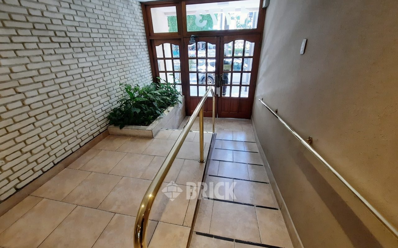 SALGUERO, JERONIMO al 1700 Piso 2 23