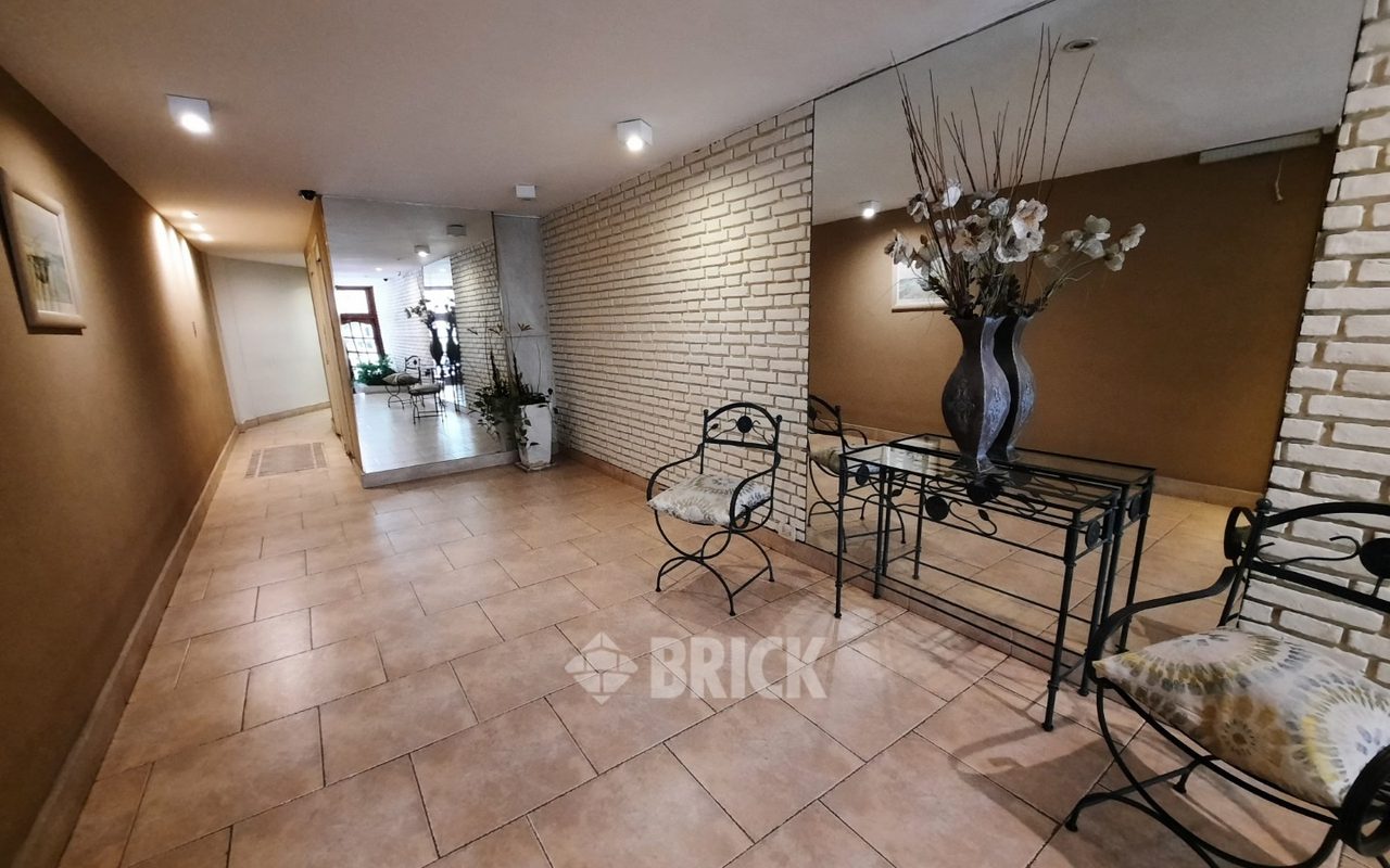 SALGUERO, JERONIMO al 1700 Piso 2 24