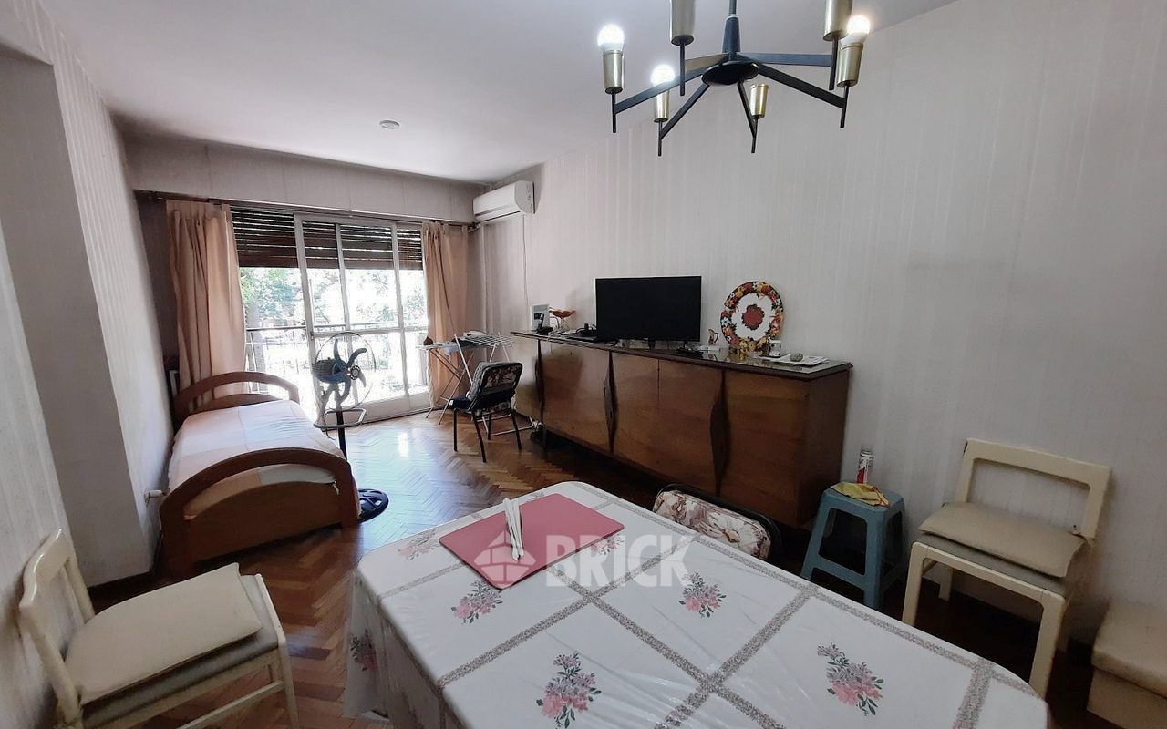 SALGUERO, JERONIMO al 1700 Piso 2 3