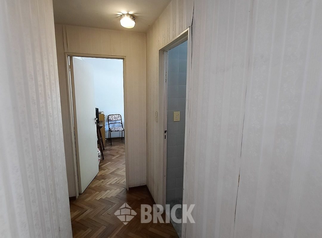 SALGUERO, JERONIMO al 1700 Piso 2 9